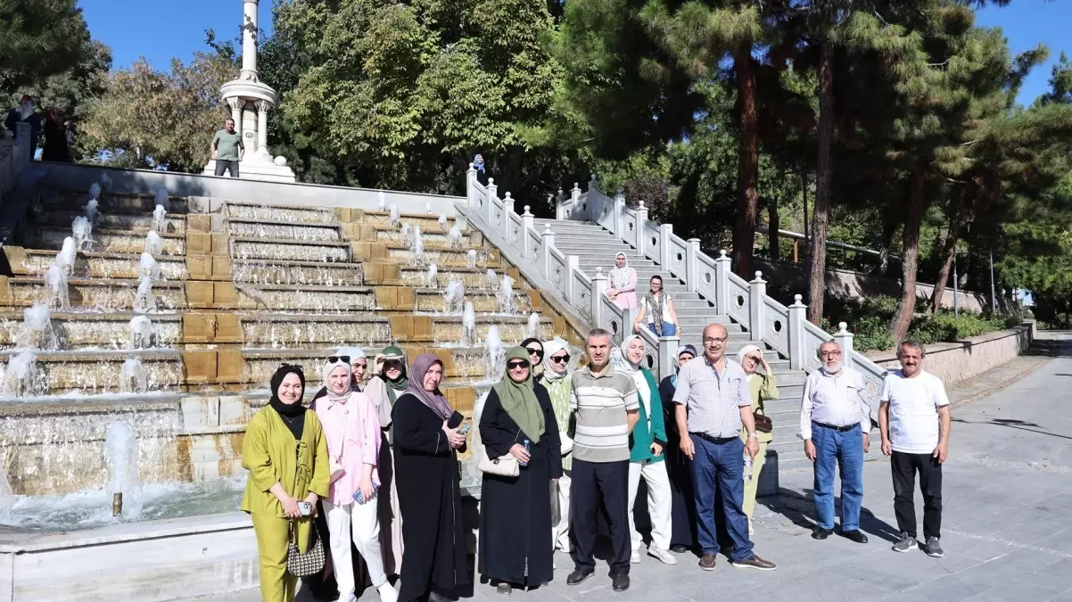 Sultangazi Belediyesi’nden Konya’ya Kültür Gezisi