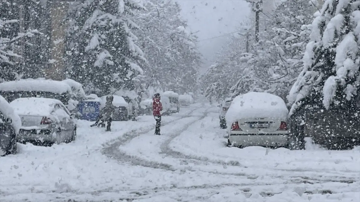 Bolu’da 60 Köy Yolu Kapandı